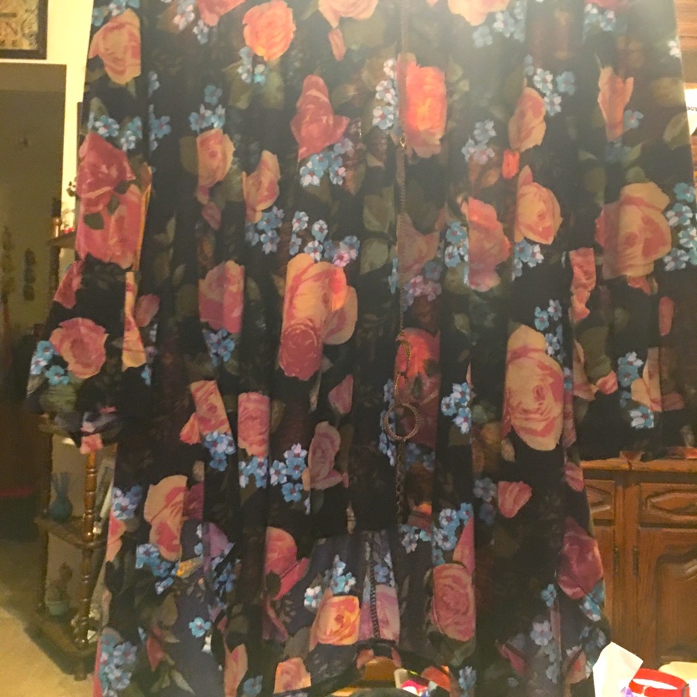 Ladies 3 quarter length blouse